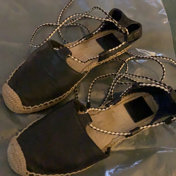 Tory Burch leather candle tie espadrilles - Picture 2 of 4